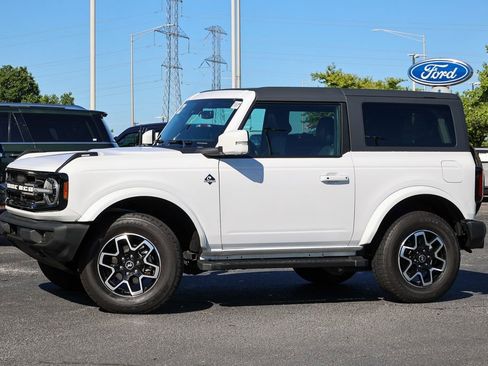 Certified 2023 Ford Bronco Outer Banks AWD/4WD image 11