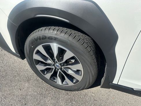 Used 2025 Subaru Outback Touring w/ Popular Package #2 image 11