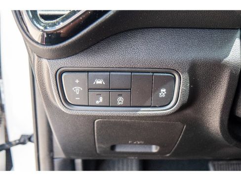 Used 2022 Kia Soul GT-Line FWD image 25