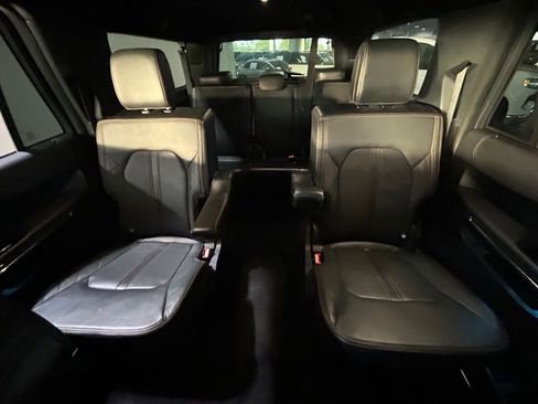 Used 2023 Ford Expedition Max Platinum AWD/4WD image 13