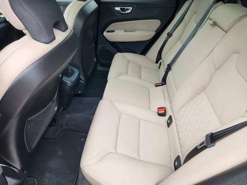 Used 2026 Volvo XC60 B5 Core w/ Climate Package AWD/4WD image 11