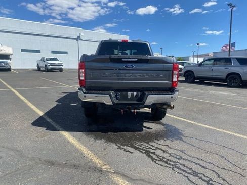 Used 2020 Ford F250 Lariat w/ Chrome Package image 6