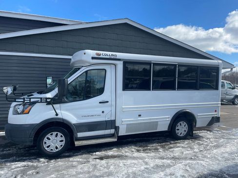 Used 2017 Ford Transit 250 138 image 6