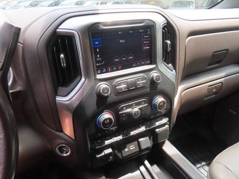 Used 2019 Chevrolet Silverado 1500 LTZ w/ LTZ Plus Package AWD/4WD image 28