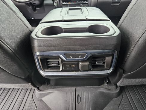 Used 2022 GMC Sierra 2500 Denali w/ Denali Ultimate Package AWD/4WD image 11