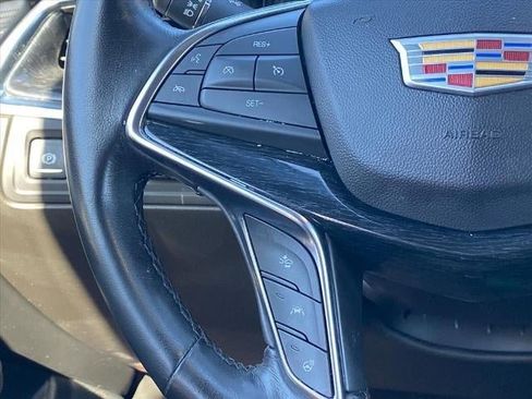Used 2023 Cadillac XT5 Premium Luxury w/ Technology Package AWD/4WD image 9