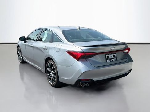 Used 2022 Toyota Avalon Touring w/ Carpet Mat Package (TMS) FWD image 5