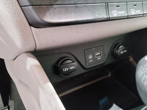 Used 2019 Hyundai Tucson SE image 27