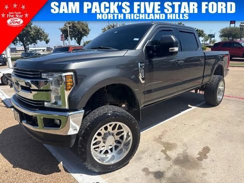 Used 2019 Ford F250 Lariat w/ Lariat Value Package AWD/4WD image 1