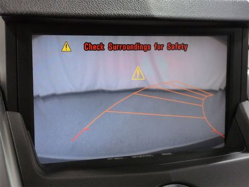 Used 2010 Cadillac SRX Luxury image 32