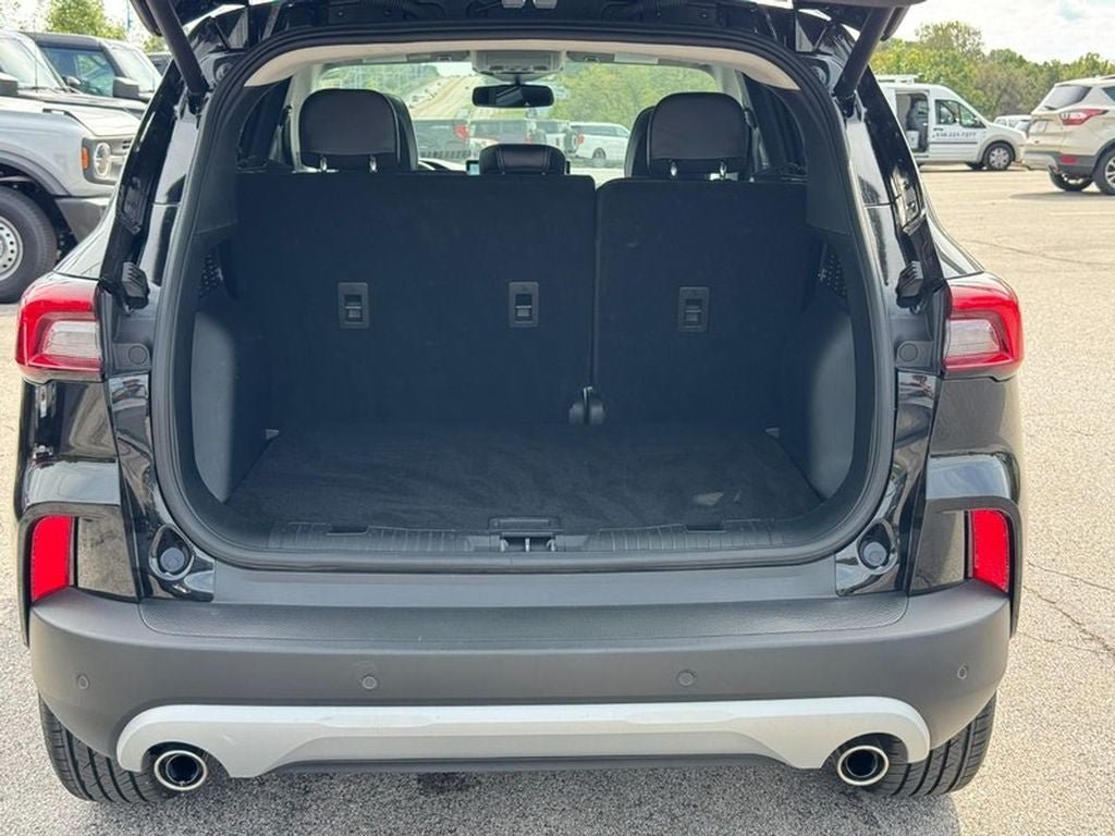 Used 2025 Ford Escape Platinum AWD/4WD image 5