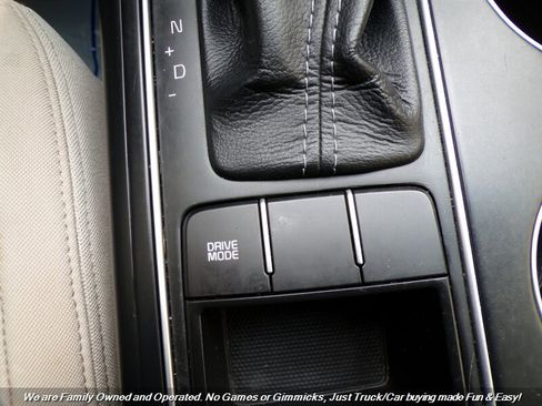 Used 2016 Kia Sorento LX image 40