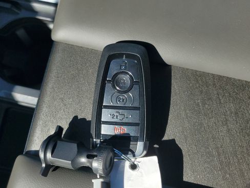 New 2026 Ford F450 Platinum w/ Platinum Plus Package image 23