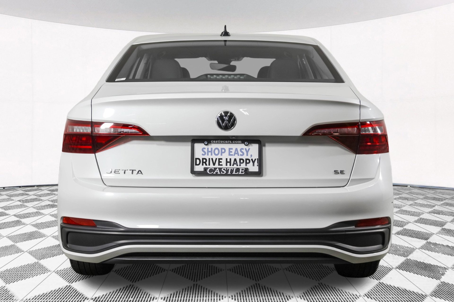 Used 2024 Volkswagen Jetta SE w/ Panoramic Sunroof Package FWD image 19