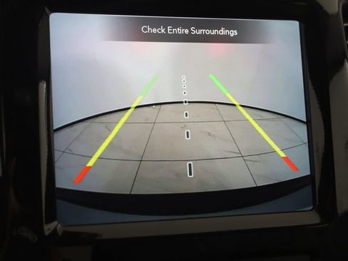 Used 2020 Jeep Cherokee Limited image 10