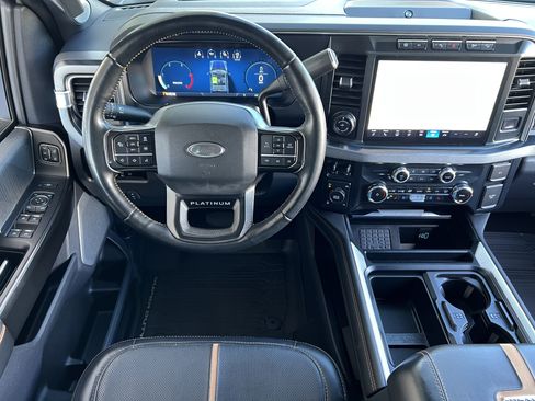 Used 2023 Ford F350 Platinum w/ FX4 Off-Road Package AWD/4WD image 31