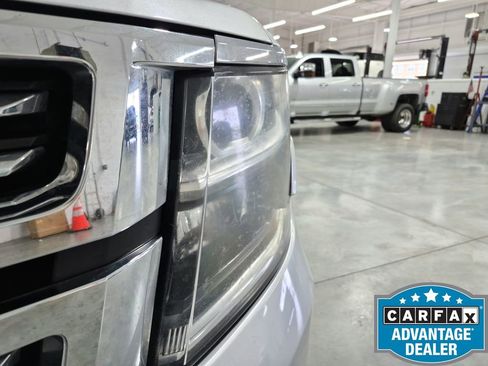 Used 2020 Chevrolet Tahoe Premier w/ Max Trailering Package AWD/4WD image 31