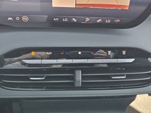 New 2026 Buick Enclave Sport Touring w/ Power Package FWD image 14