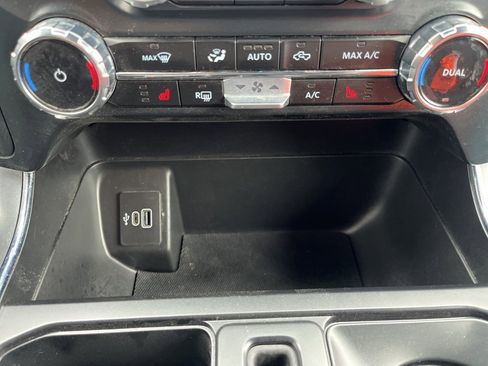 Used 2025 Ford F150 XLT w/ Equipment Group 302A MID image 22