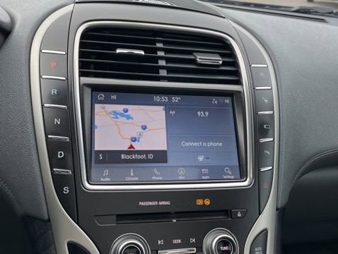 Used 2019 Lincoln Nautilus Reserve image 36