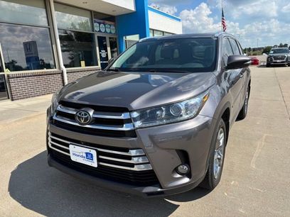Used 2018 Toyota Highlander Limited Platinum w/ Protection Package #3