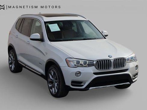 Used 2016 BMW X3 xDrive28i AWD/4WD image 4