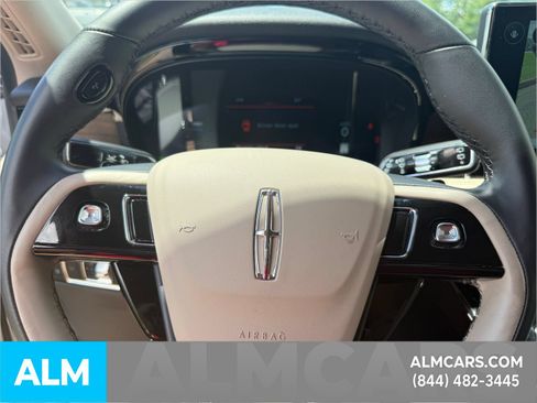 Used 2025 Lincoln Corsair Grand Touring AWD/4WD image 21