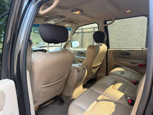 Used 2001 Ford F150 Lariat RWD image 30