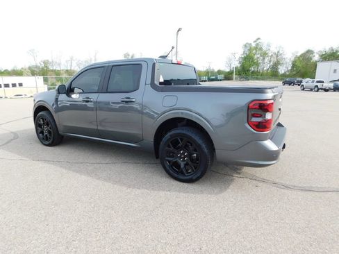 Used 2025 Ford Maverick Lobo AWD/4WD image 8