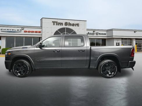 Used 2025 RAM 1500 Big Horn AWD/4WD image 2
