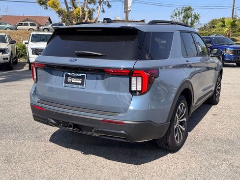 New 2026 Ford Explorer ST-Line RWD image 12