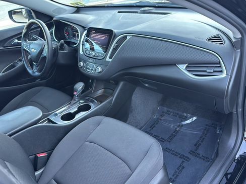 Certified 2021 Chevrolet Malibu RS FWD image 11