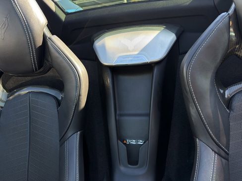 Used 2021 Chevrolet Corvette Stingray Preferred Conv w/ Z51 Performance Package image 36