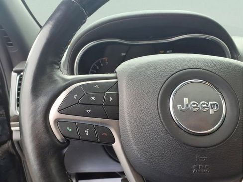 Used 2020 Jeep Grand Cherokee Overland AWD/4WD image 15