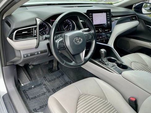 Used 2022 Toyota Camry SE FWD image 15