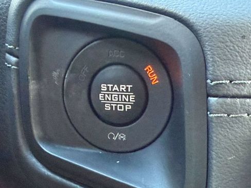 Used 2026 Jeep Wrangler Unlimited Sahara AWD/4WD image 29