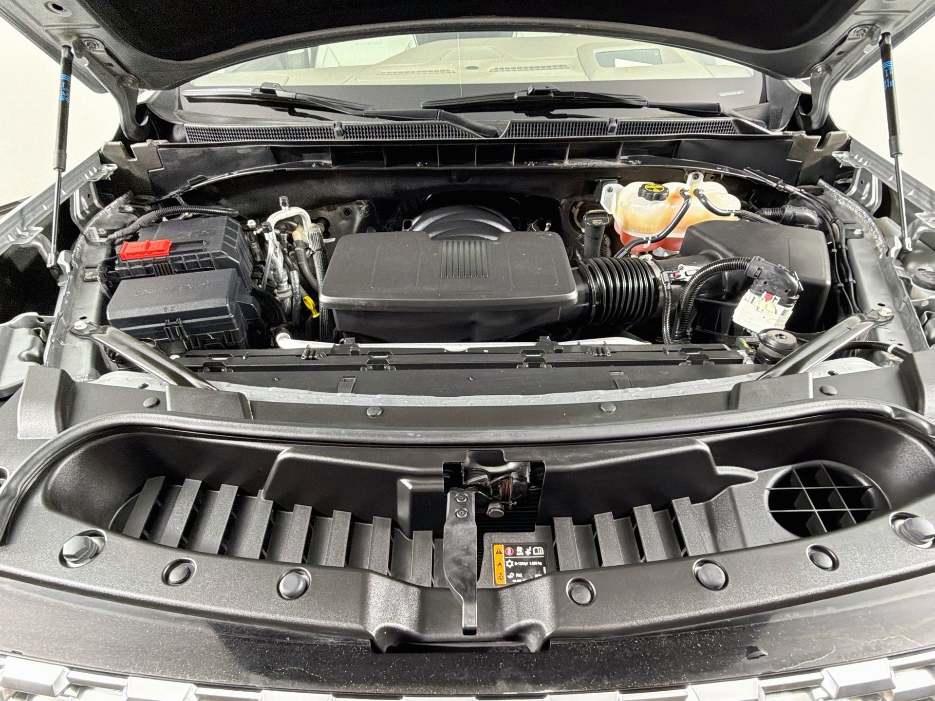 Used 2024 GMC Yukon Denali RWD image 35