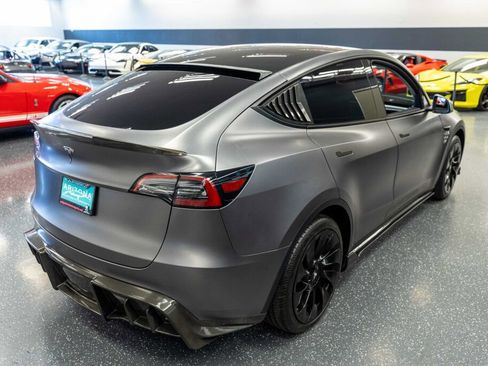 Used 2023 Tesla Model Y Long Range AWD/4WD image 5