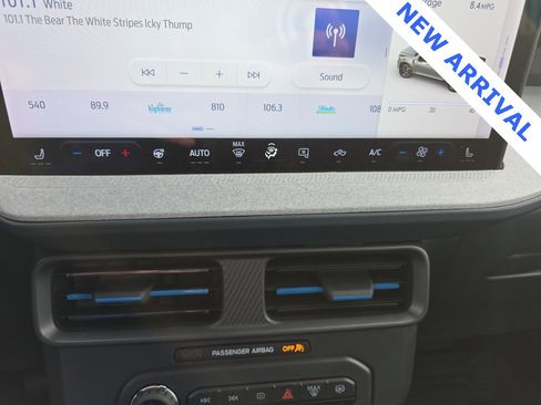 Used 2025 Ford Maverick XLT w/ XLT Luxury Package image 18