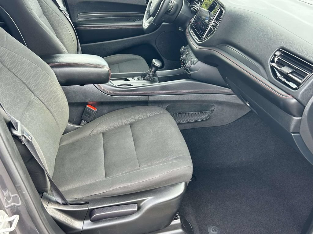 Used 2025 Dodge Durango GT RWD image 11