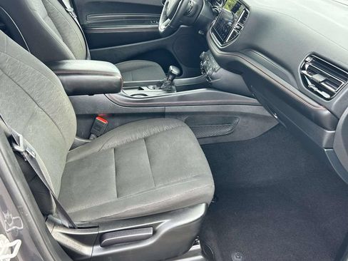 Used 2025 Dodge Durango GT RWD image 11