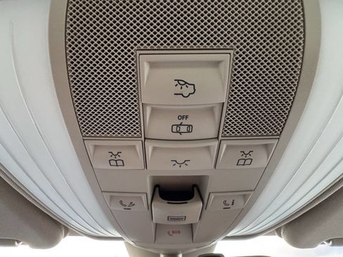 Used 2015 Mercedes-Benz E 350 4MATIC Sedan w/ Premium 1 Package image 36