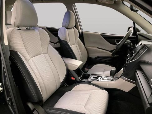 Used 2022 Subaru Forester AWD/4WD image 7
