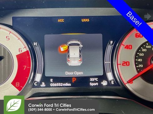 Used 2021 Acura RDX w/ Advance Package AWD/4WD image 2
