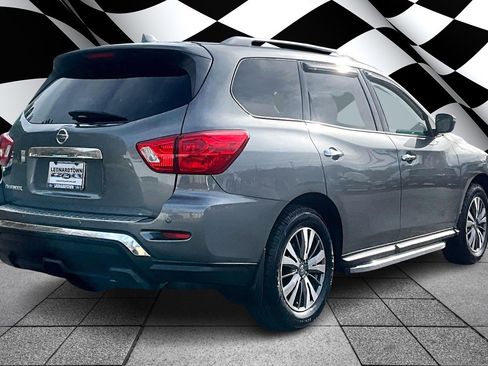 Used 2020 Nissan Pathfinder S image 2