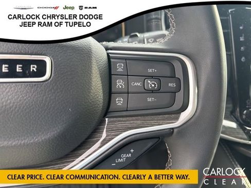 Used 2022 Jeep Wagoneer Series II AWD/4WD image 15