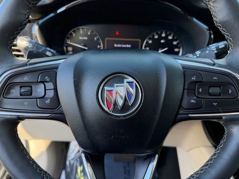 Used 2023 Buick Envision Preferred image 21