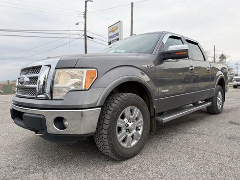 Used 2011 Ford F150 Lariat w/ Lariat Chrome Pkg image 2
