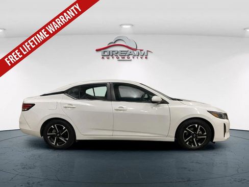 Used 2024 Nissan Sentra SV FWD image 18