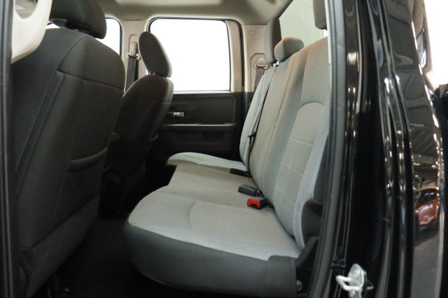 Used 2024 RAM 1500 Classic SLT AWD/4WD image 29